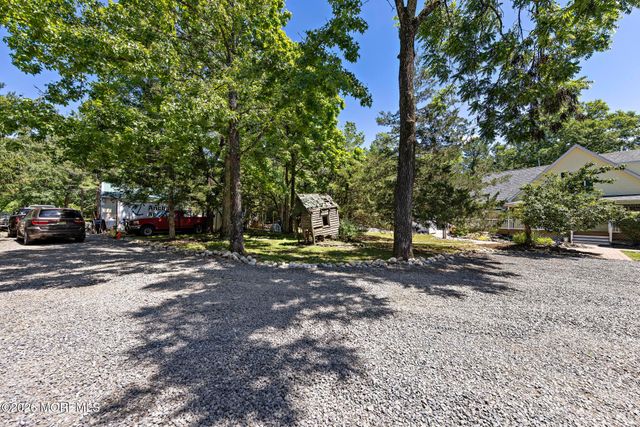 145 Old Halfway Road, Barnegat, NJ 08005
