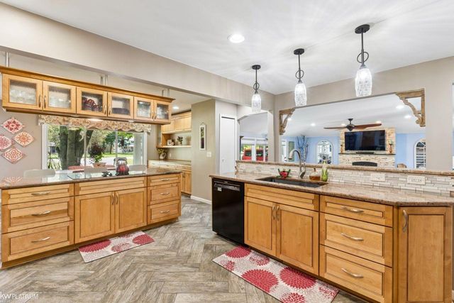 49199 Fairchild Road, Macomb Twp, MI 48042