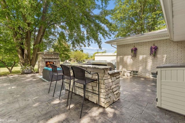 49199 Fairchild Road, Macomb Twp, MI 48042