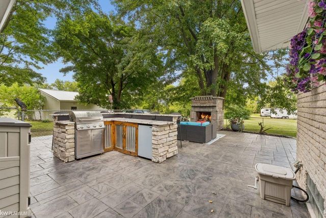 49199 Fairchild Road, Macomb Twp, MI 48042