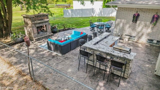 49199 Fairchild Road, Macomb Twp, MI 48042
