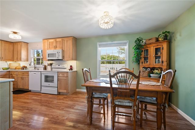 1218 Edgewood, W Leechburg, PA 15656