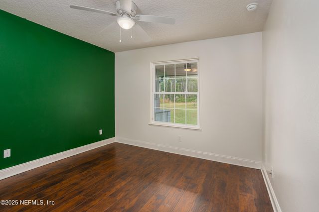 194 HORSEMAN CLUB Road, Palatka, FL 32177