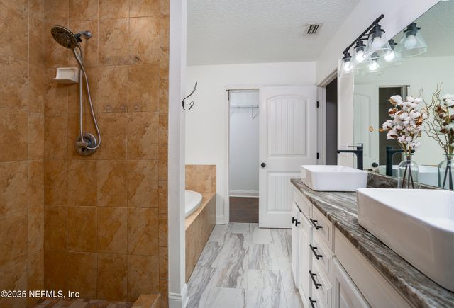 194 HORSEMAN CLUB Road, Palatka, FL 32177