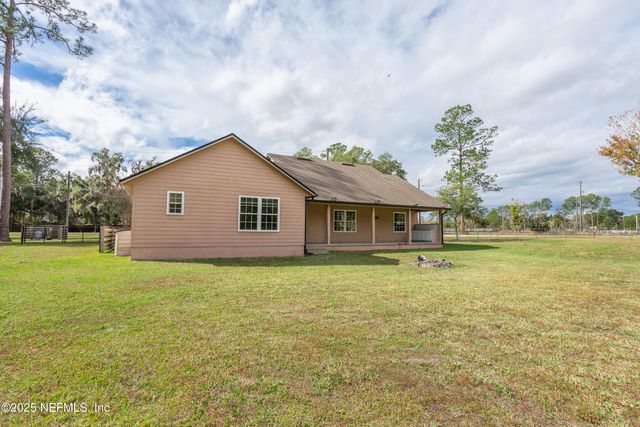194 HORSEMAN CLUB Road, Palatka, FL 32177