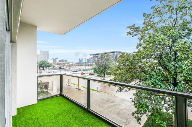 2929 Buffalo Speedway A204, Houston, TX 77098