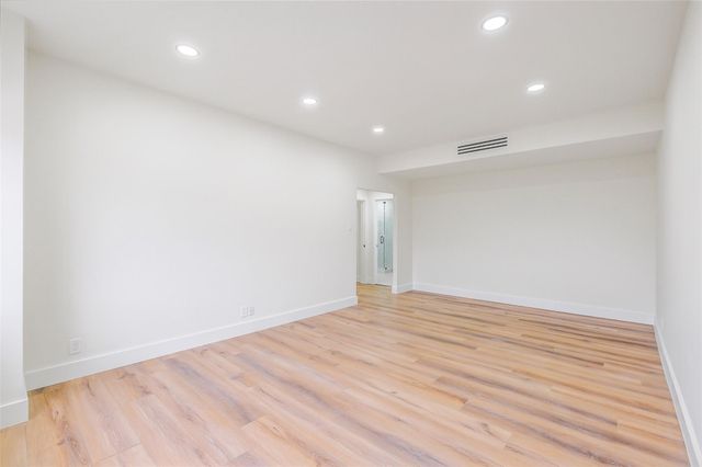 2929 Buffalo Speedway A204, Houston, TX 77098