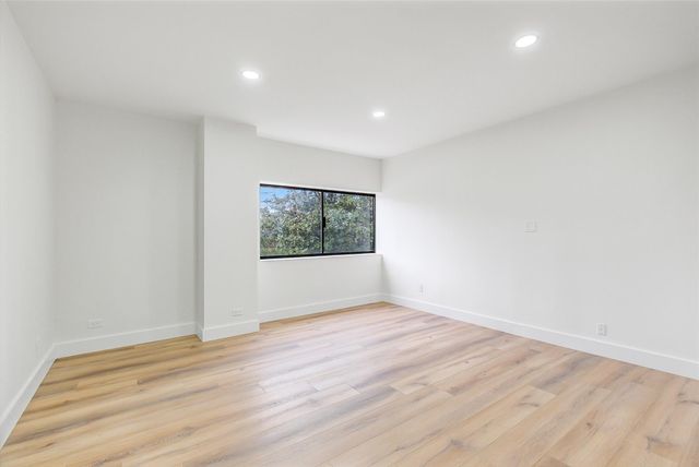 2929 Buffalo Speedway A204, Houston, TX 77098