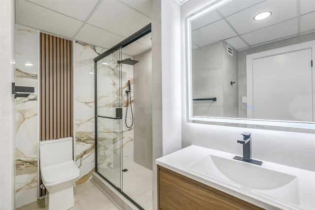 2929 Buffalo Speedway A204, Houston, TX 77098