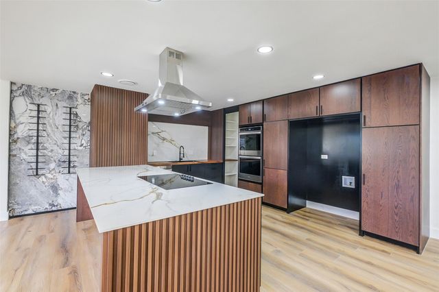 2929 Buffalo Speedway A204, Houston, TX 77098