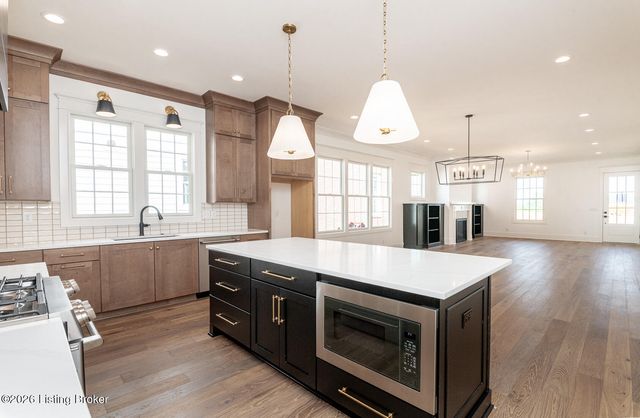 6115 Shooting Star Dr, Prospect, KY 40059
