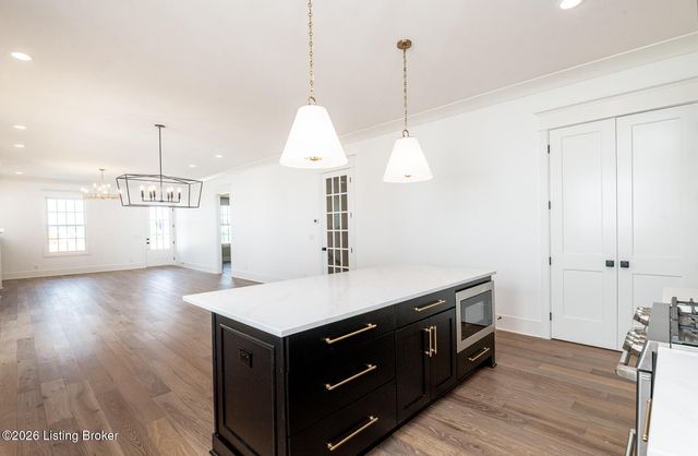 6115 Shooting Star Dr, Prospect, KY 40059