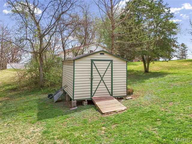 12 Crestview Estate, Festus, MO 63028