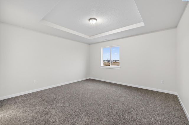 609 E Eureka Ave, Pasco, WA 99301