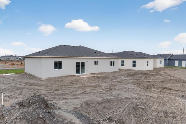 609 E Eureka Ave, Pasco, WA 99301