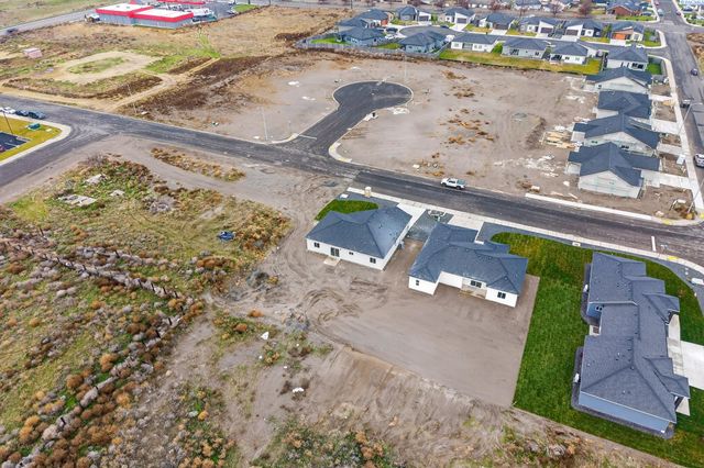 609 E Eureka Ave, Pasco, WA 99301