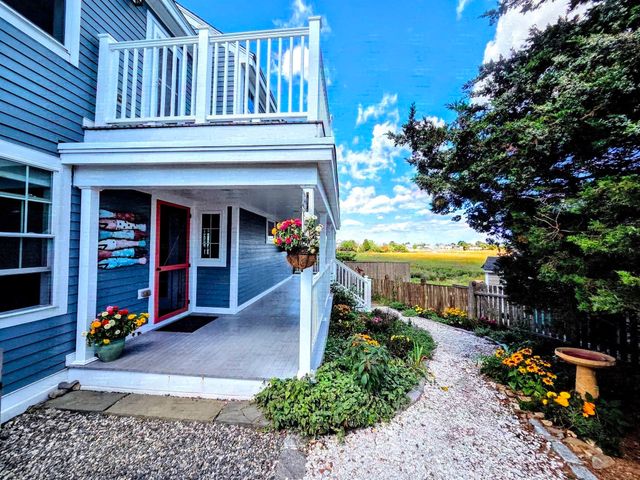 7 Louise St., Newburyport, MA 01950