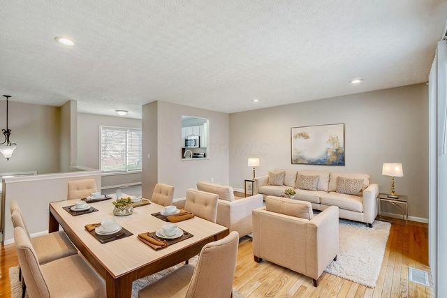 1038 Robmeyer Drive, Columbus, OH 43207