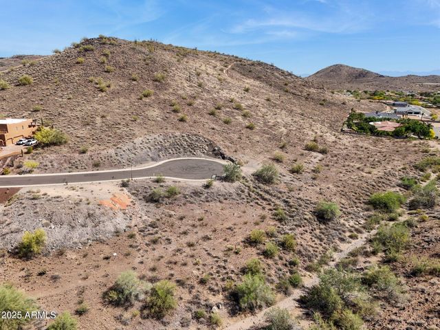 6156 W ALAMEDA Road 12, Glendale, AZ 85310