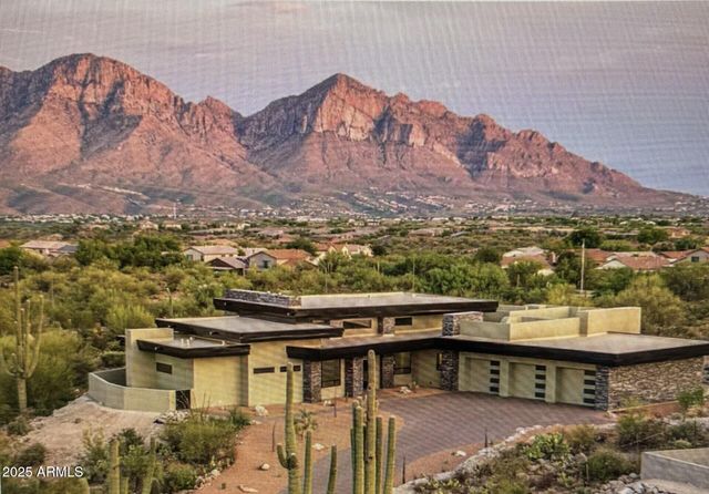 6156 W ALAMEDA Road 12, Glendale, AZ 85310