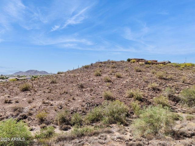 6156 W ALAMEDA Road 12, Glendale, AZ 85310