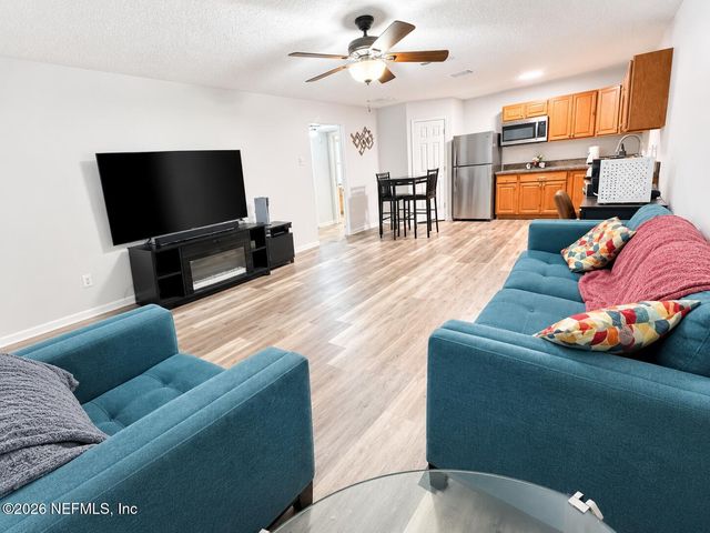 4620 HEDGEHOG Street, Middleburg, FL 32068