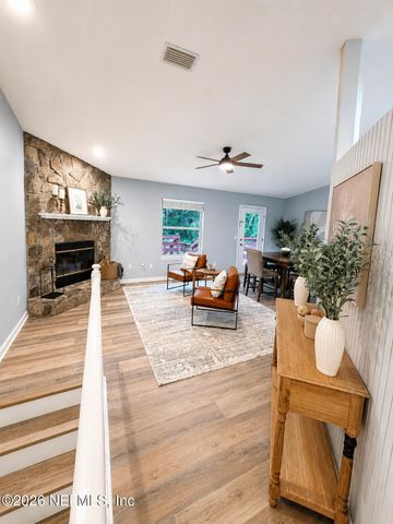 4620 HEDGEHOG Street, Middleburg, FL 32068