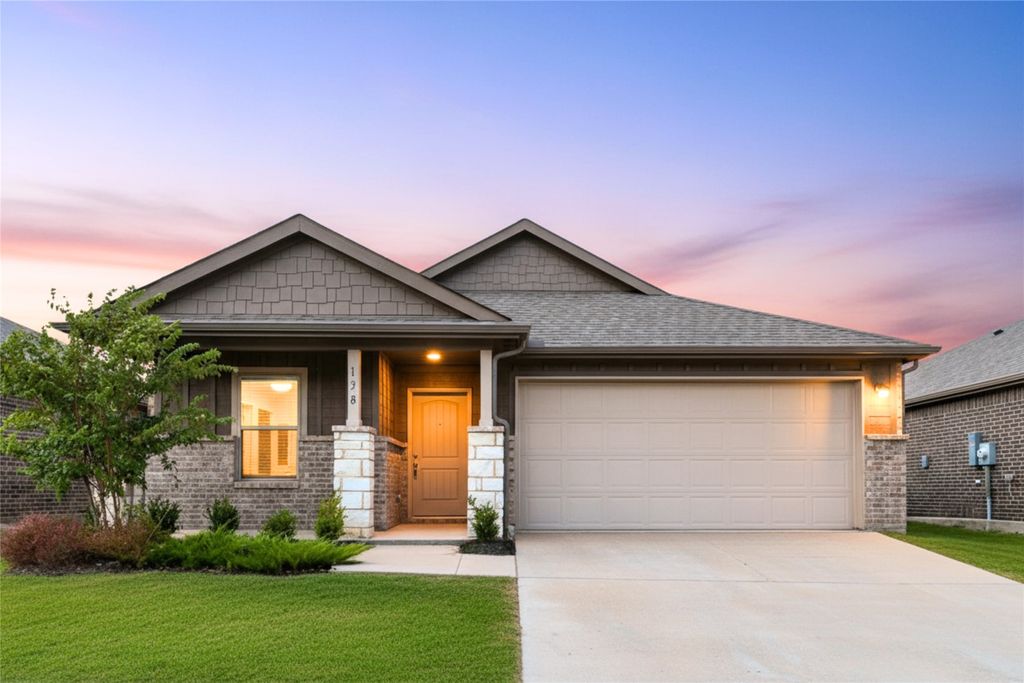 109 Brookline Drive, Terrell, TX 75160