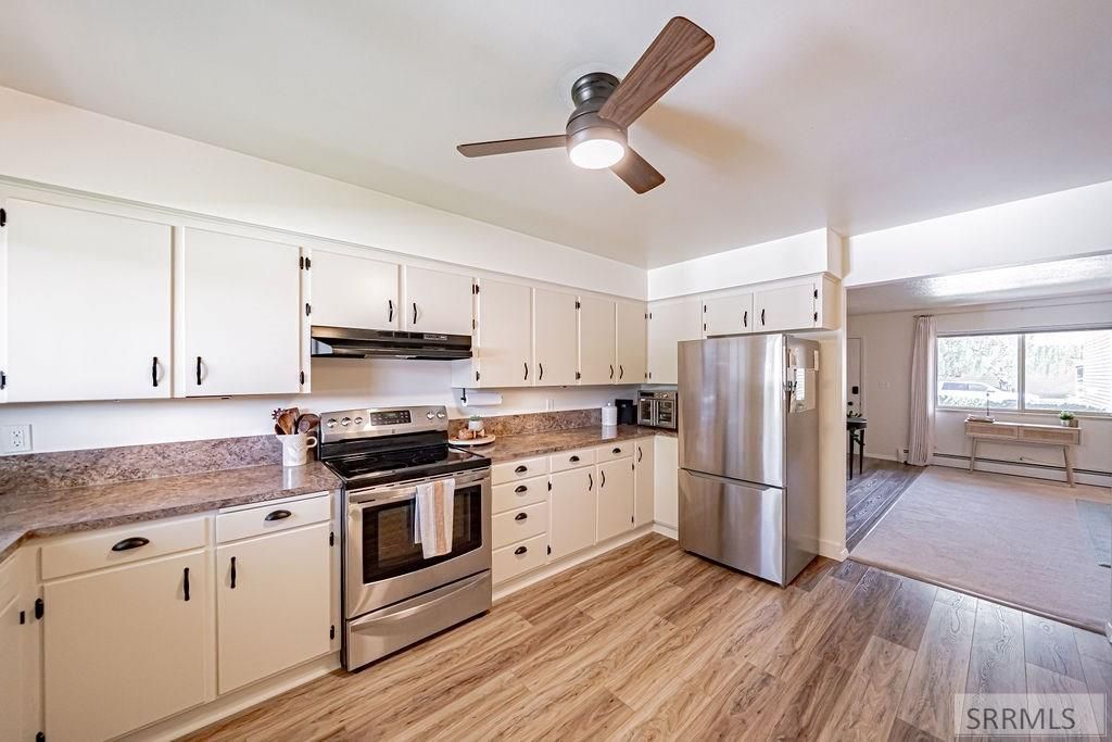 Image 15 of property listing at 1385 Ricks Street, Idaho Falls, ID 83404