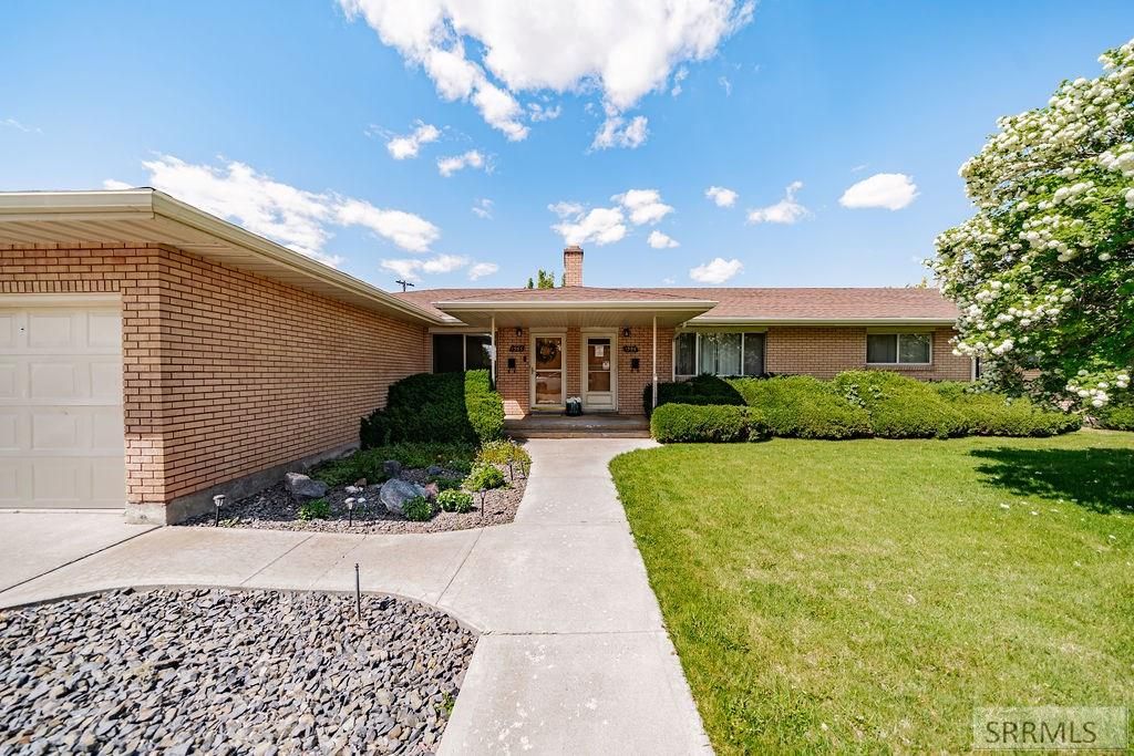 Image 2 of property listing at 1385 Ricks Street, Idaho Falls, ID 83404