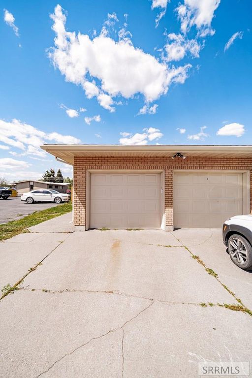 Image 4 of property listing at 1385 Ricks Street, Idaho Falls, ID 83404