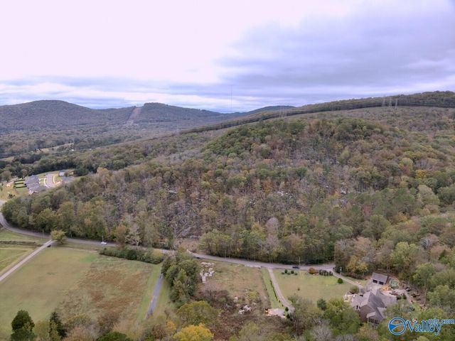 930 Dug Hill Road, Brownsboro, AL 35741