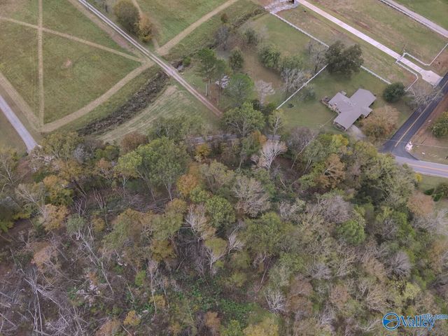 930 Dug Hill Road, Brownsboro, AL 35741