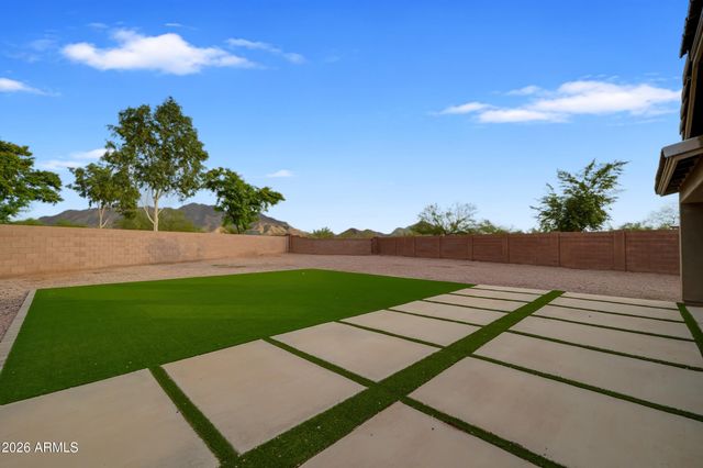 7965 S ABBEY Lane, Gilbert, AZ 85298