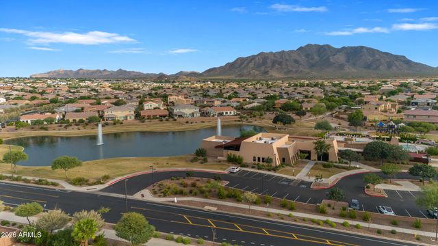 7965 S ABBEY Lane, Gilbert, AZ 85298