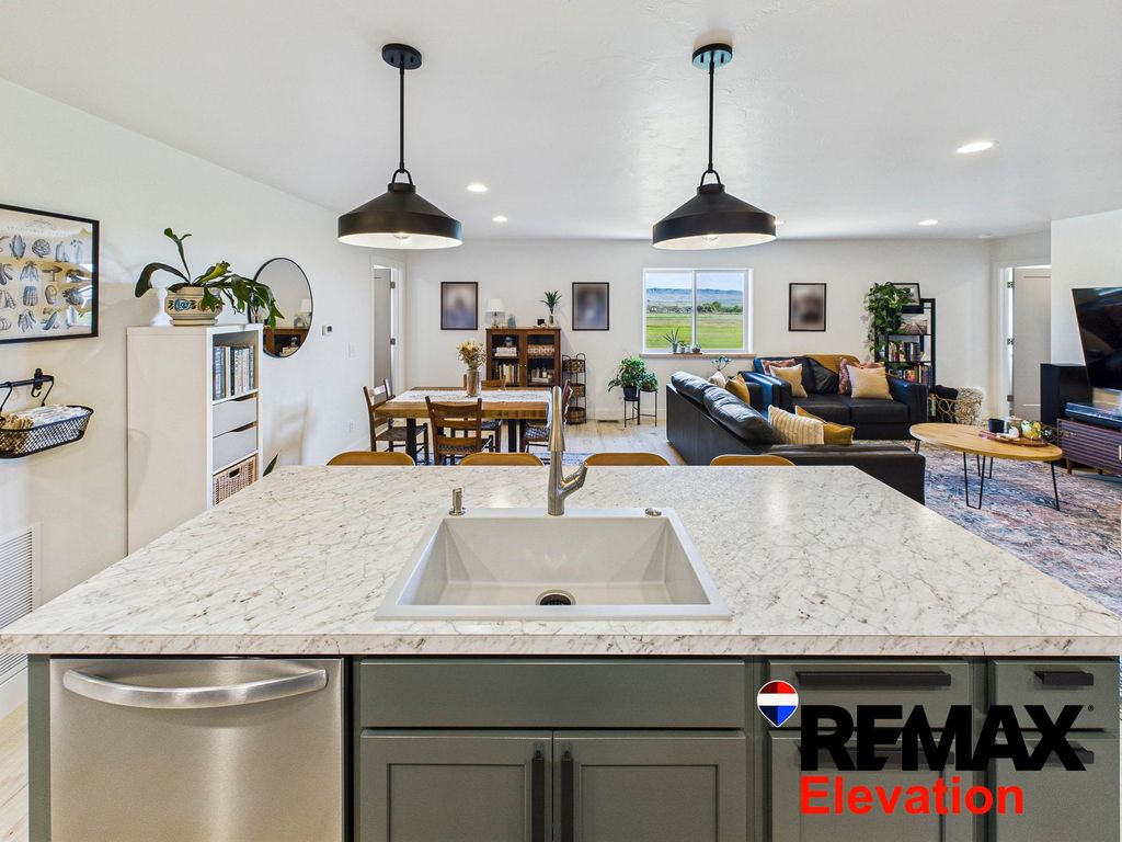 144 Road 2ABN, Cody, WY 82414 photo 8