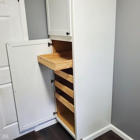 358 S Oak Street, Austin, IN 47102