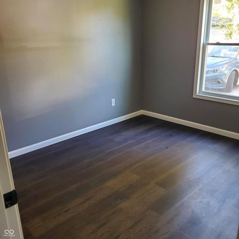 358 S Oak Street, Austin, IN 47102