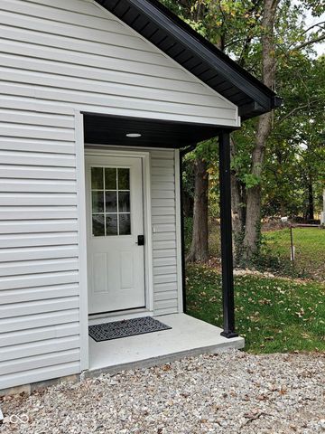 358 S Oak Street, Austin, IN 47102