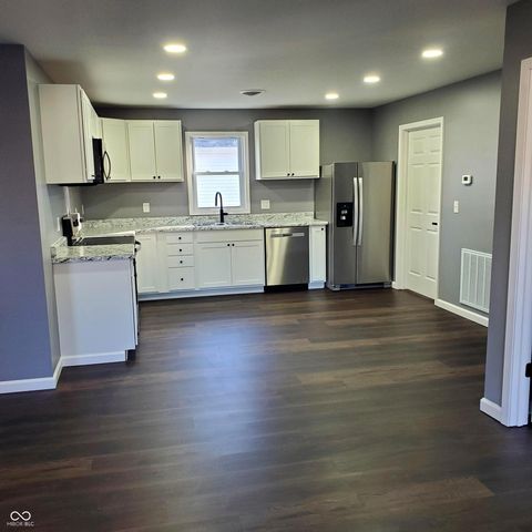 358 S Oak Street, Austin, IN 47102