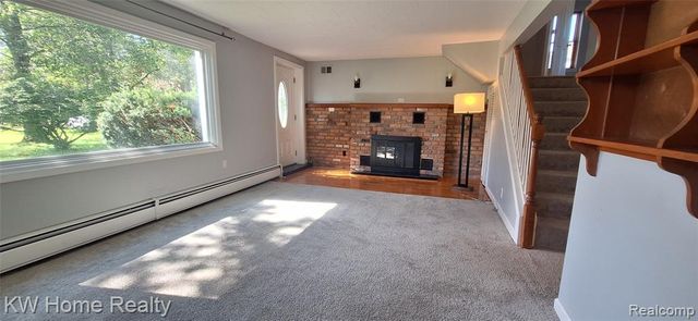 44050 Stassen Avenue, Novi, MI 48375