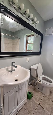44050 Stassen Avenue, Novi, MI 48375