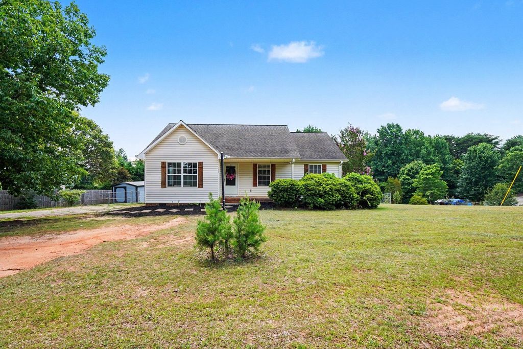778 WINDMILL HILL Road, Inman, SC 29349