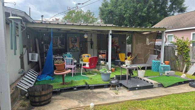 1075 Marjorie Street, Houston, TX 77088