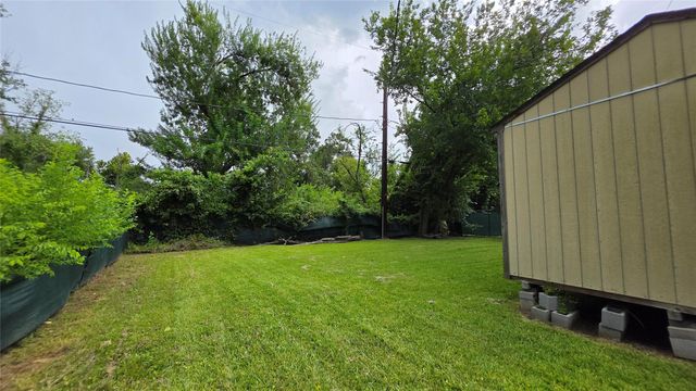 1075 Marjorie Street, Houston, TX 77088