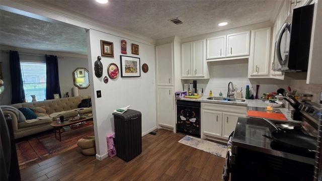 1075 Marjorie Street, Houston, TX 77088