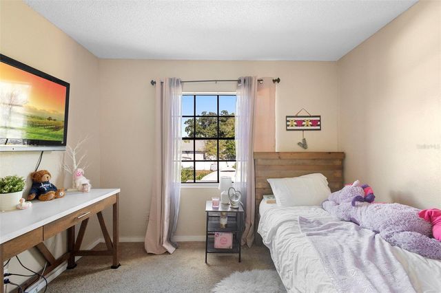 1604 E WATERS AVENUE, Tampa, FL 33604