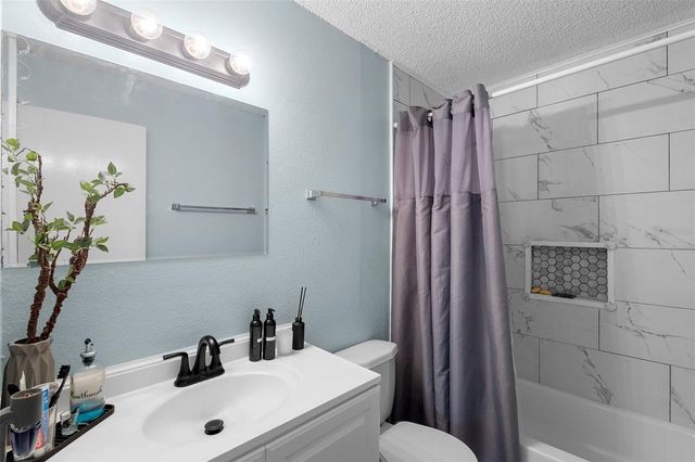 1604 E WATERS AVENUE, Tampa, FL 33604