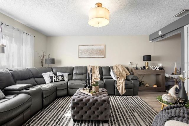 1604 E WATERS AVENUE, Tampa, FL 33604