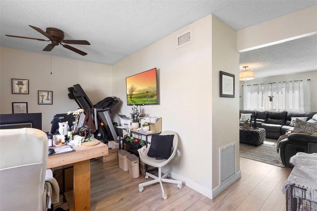 1604 E WATERS AVENUE, Tampa, FL 33604